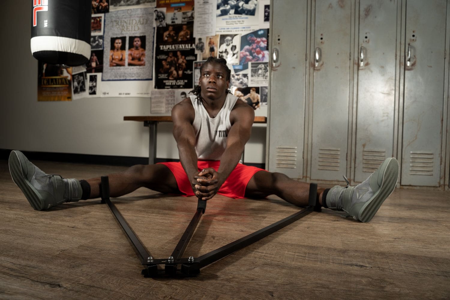 TITLE Boxing Deluxe Leg Stretch - Image 4